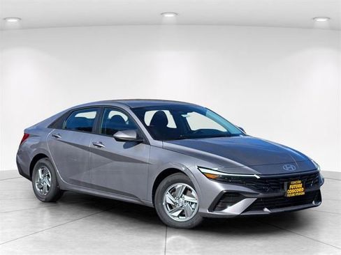 New 2026 Hyundai Elantra SE w/ Cargo Package image 1