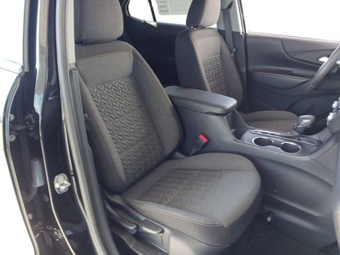 Used 2022 Chevrolet Equinox LT image 27