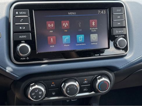 New 2025 Nissan Versa SV image 13