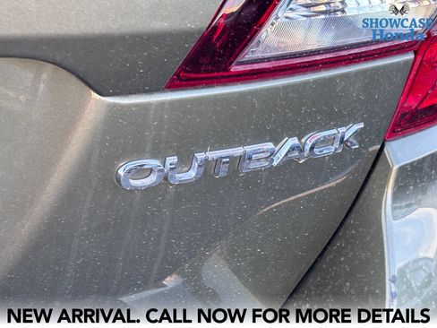 Used 2019 Subaru Outback 2.5i Touring AWD/4WD image 11