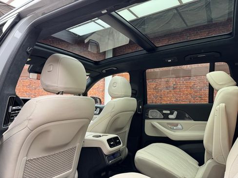 New 2025 Mercedes-Benz GLS 63 AMG 4MATIC image 25