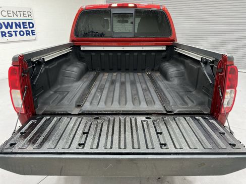Used 2018 Nissan Frontier SV w/ Value Truck Package image 22