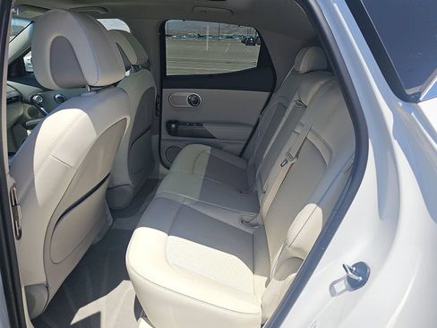 Used 2025 Genesis GV60 Advanced AWD/4WD image 7