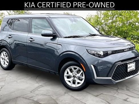 Certified 2023 Kia Soul LX w/ LX Technology Package FWD image 9