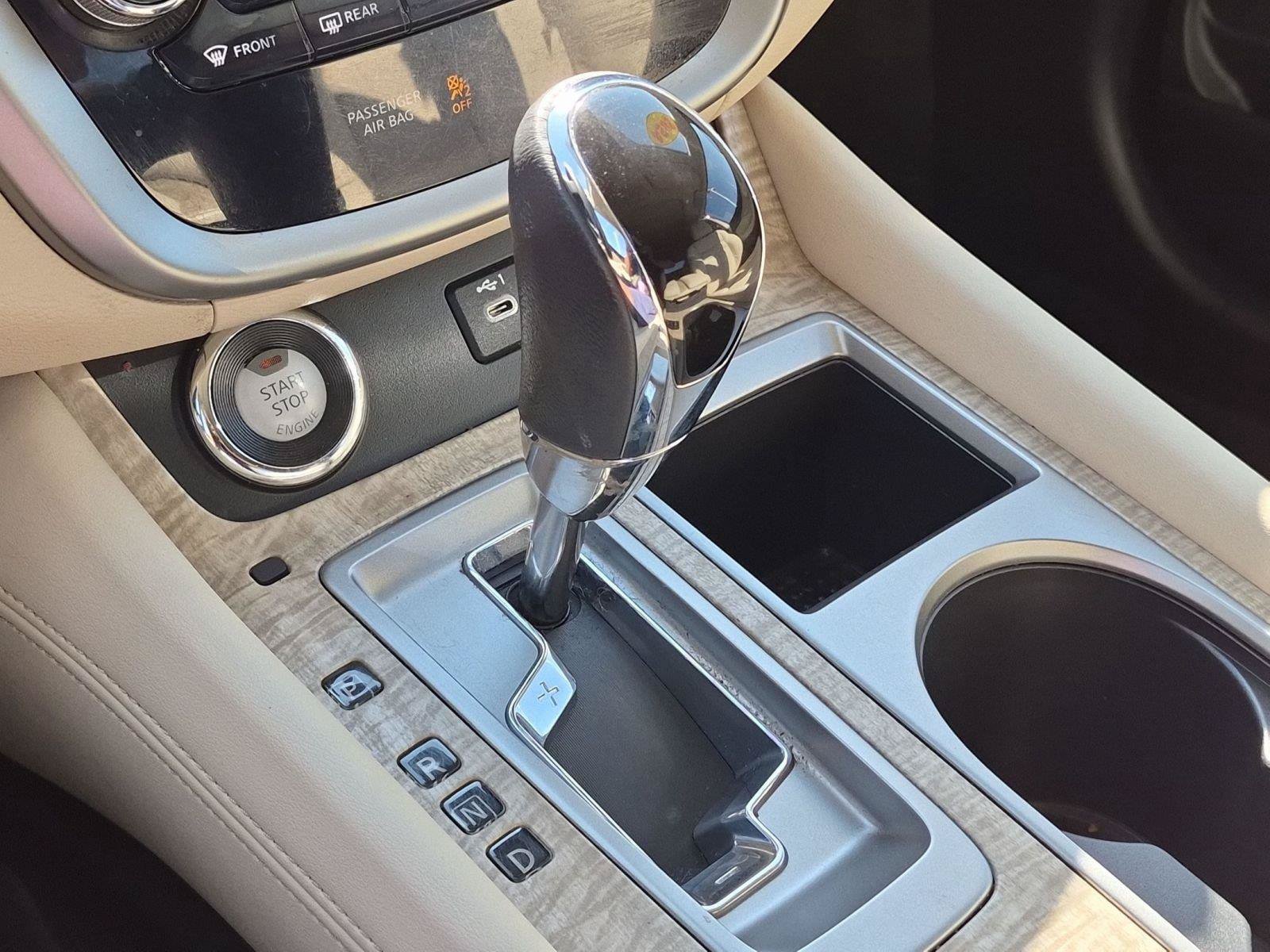 Used 2024 Nissan Murano SL AWD/4WD image 12