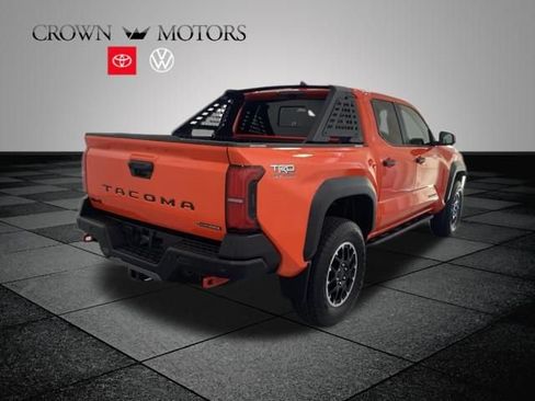 Used 2024 Toyota Tacoma TRD Off-Road w/ TRD Off Road Premium Package AWD/4WD image 6