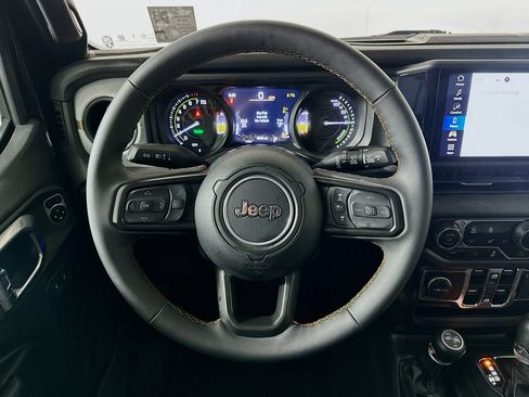 Used 2024 Jeep Wrangler Sport S w/ Convenience Group image 17