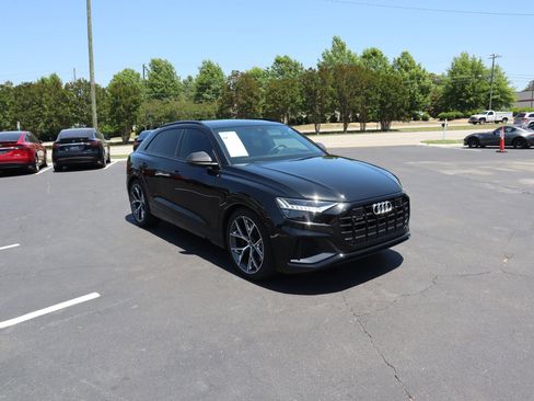 Used 2023 Audi SQ8 Prestige AWD/4WD image 13