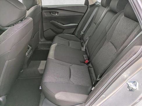 Certified 2025 Honda Accord SE image 18