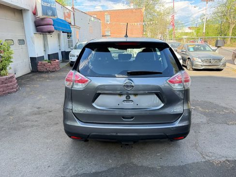 Used 2016 Nissan Rogue S AWD/4WD image 9