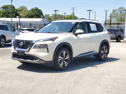 Used 2023 Nissan Rogue SL w/ SL Premium Package AWD/4WD image 2