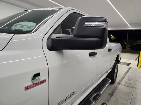 Used 2024 RAM 2500 Big Horn AWD/4WD image 13