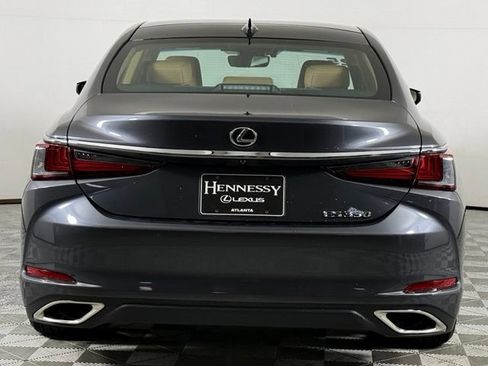Used 2025 Lexus ES 350 w/ Premium Package FWD image 8