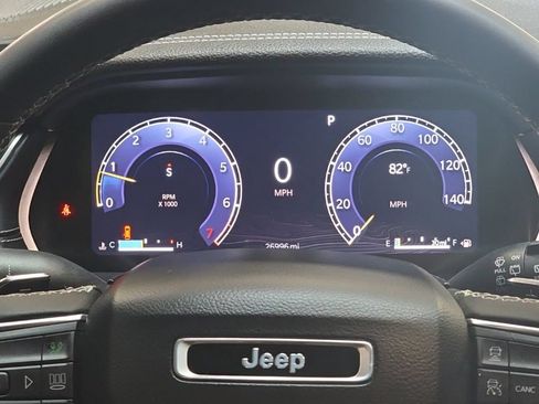 Used 2024 Jeep Grand Cherokee L Limited AWD/4WD image 20
