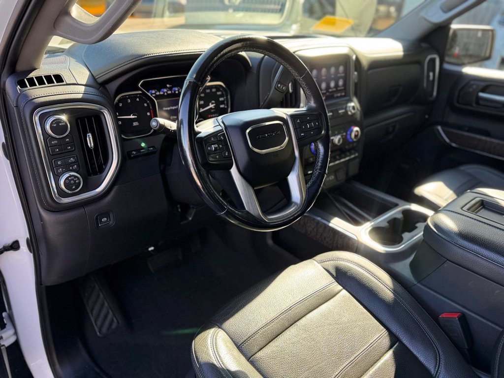 Used 2022 GMC Sierra 1500 Denali w/ Denali Reserve Package AWD/4WD image 13