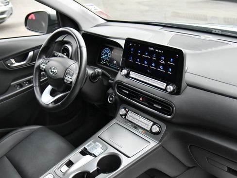 Used 2023 Hyundai Kona Limited image 45