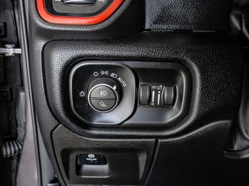 Used 2019 RAM 1500 Rebel AWD/4WD image 26