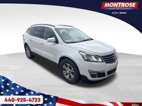 Used 2017 Chevrolet Traverse LT AWD/4WD image 2