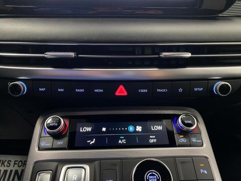Used 2023 Hyundai Palisade Calligraphy FWD image 25