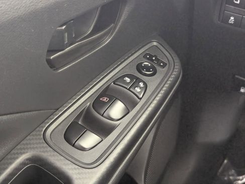 Used 2021 Nissan Versa S FWD image 16