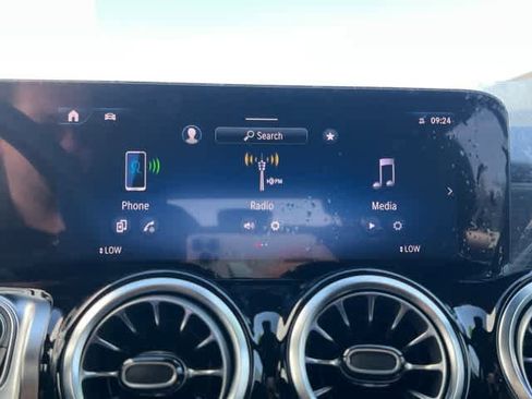 Used 2026 Mercedes-Benz GLB 250 image 32