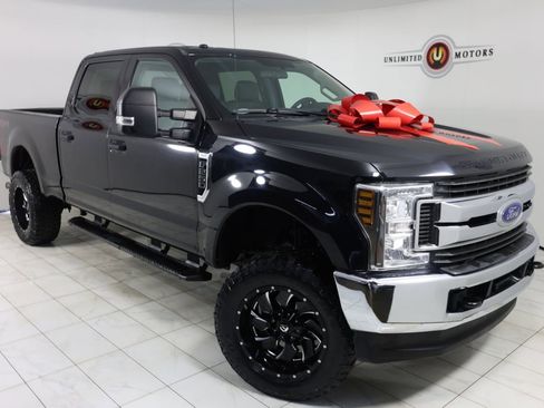 Used 2019 Ford F250 XLT image 1