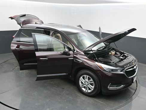 Used 2019 Buick Enclave Essence image 38
