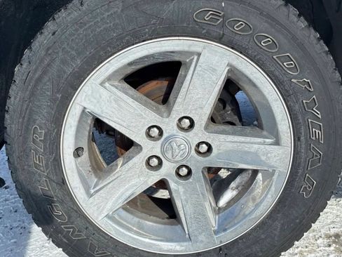 Used 2016 RAM 1500 Express image 16