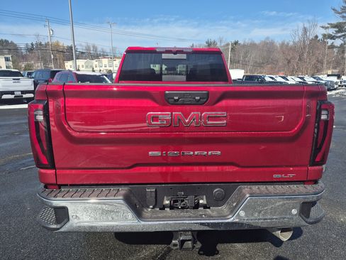Used 2026 GMC Sierra 3500 SLT w/ SLT Premium Package image 4