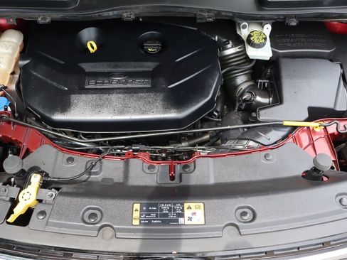 Used 2015 Ford Escape Titanium w/ Equipment Group 301A AWD/4WD image 38
