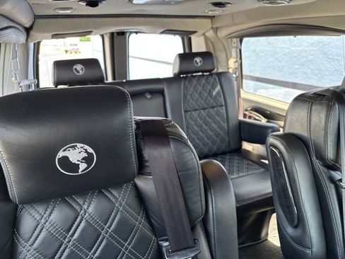 Used 2021 GMC Savana 2500 w/ Enhanced Convenience Package RWD image 43