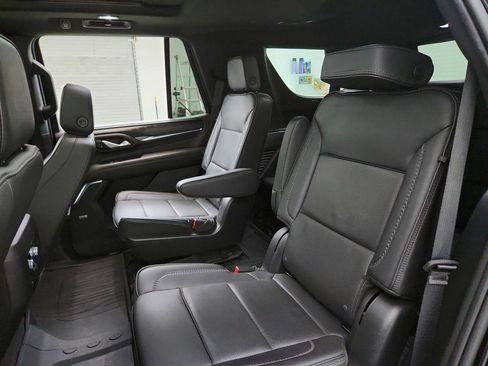 Used 2022 GMC Yukon Denali w/ Denali Premium Package AWD/4WD image 23