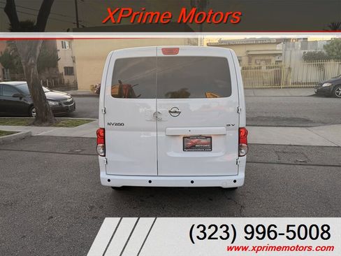 Used 2021 Nissan NV200 SV w/ Back Door Glass Package image 4