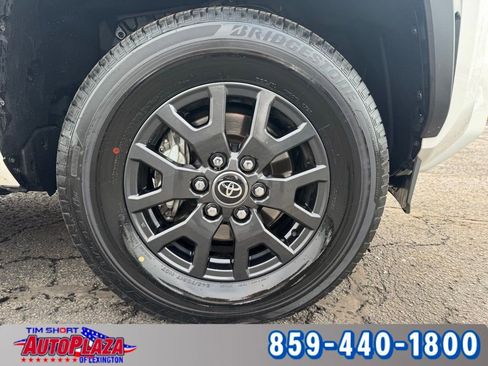 Used 2025 Toyota 4Runner SR5 image 16