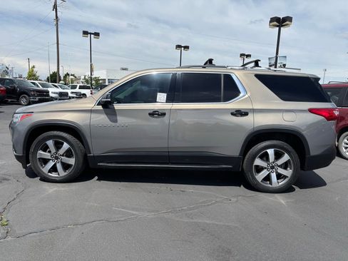Used 2018 Chevrolet Traverse LT AWD/4WD image 8