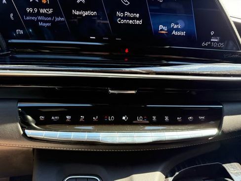 Used 2023 Cadillac Escalade Sport w/ LPO, ONYX Package AWD/4WD image 42