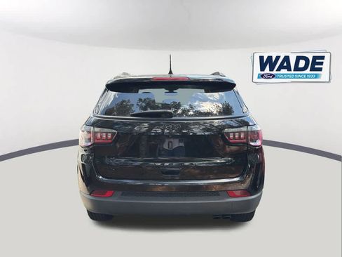 Used 2021 Jeep Compass Latitude w/ Sun and Sound Group AWD/4WD image 5