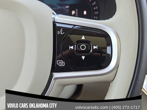 Used 2026 Volvo XC90 B6 Ultra w/ Protection Package AWD/4WD image 30