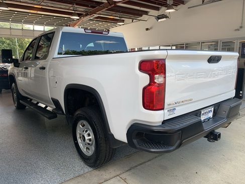 Used 2024 Chevrolet Silverado 2500 W/T w/ WT Convenience Package AWD/4WD image 6