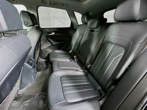 Used 2023 Audi Q5 2.0T Premium Plus w/ Premium Plus Package image 9