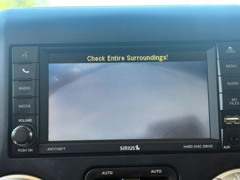 Used 2015 Jeep Wrangler Unlimited Sahara w/ Dual Top Group AWD/4WD image 20