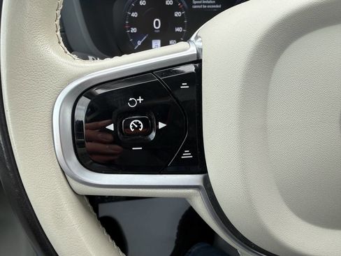Used 2021 Volvo XC60 T5 Inscription w/ Advanced Package image 33