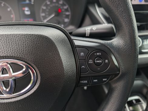 Used 2024 Toyota Corolla LE FWD image 16