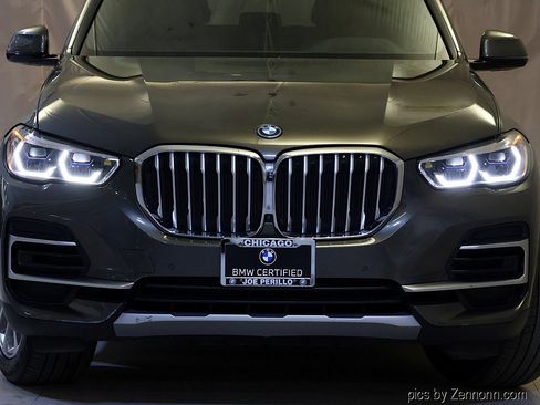 Certified 2023 BMW X5 xDrive45e w/ Executive Package AWD/4WD image 6