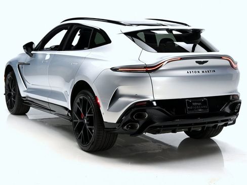 Used 2026 Aston Martin DBX S image 4