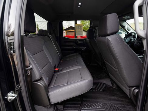 Used 2025 Chevrolet Silverado 1500 Custom Trail Boss w/ Midnight Edition AWD/4WD image 27
