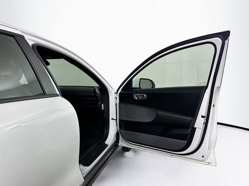 Used 2024 Hyundai Ioniq 6 SEL image 33