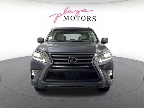 Used 2019 Lexus GX 460 Premium w/ Premium Package AWD/4WD image 2