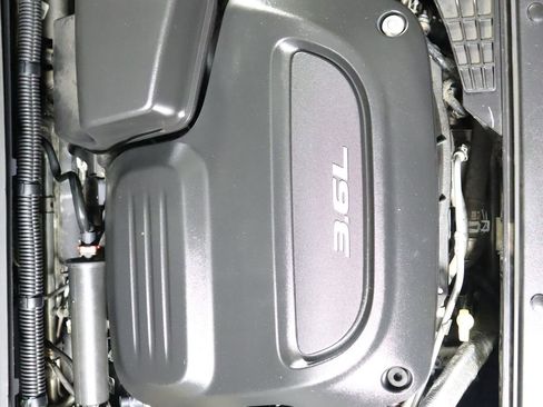 Used 2018 Chrysler Pacifica Touring Plus w/ S Appearance Package FWD image 20
