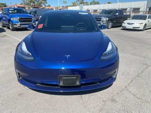 Used 2019 Tesla Model 3 image 3